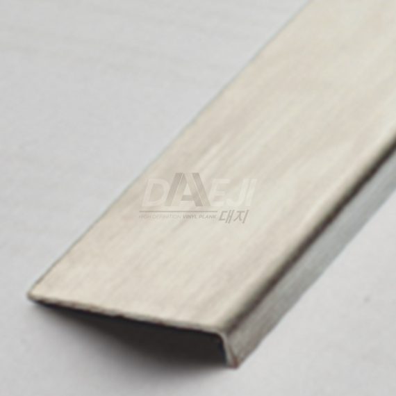 Persimpangan Stainless
